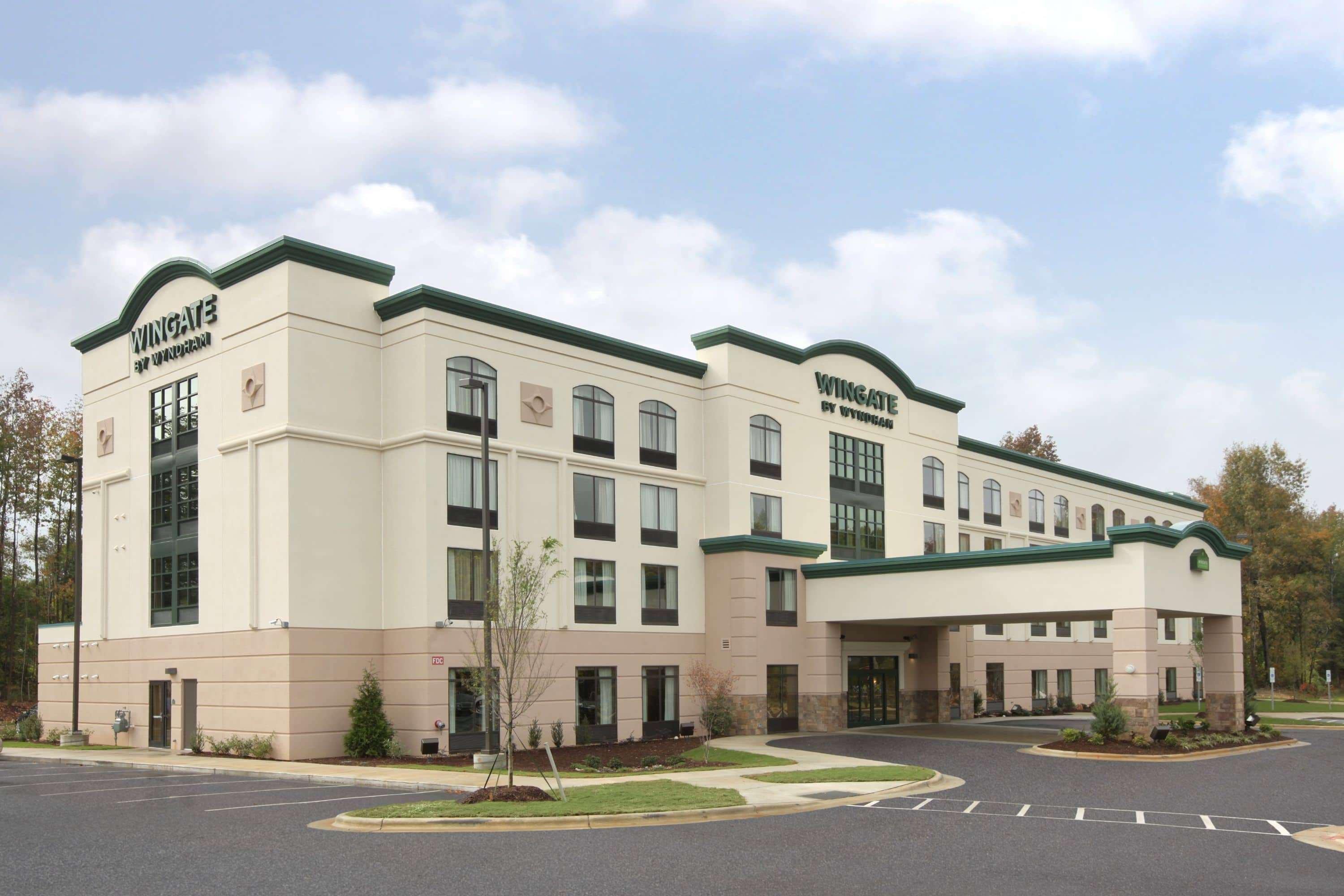 Wingate By Wyndham State Arena Raleigh/Cary Hotel Eksteriør billede