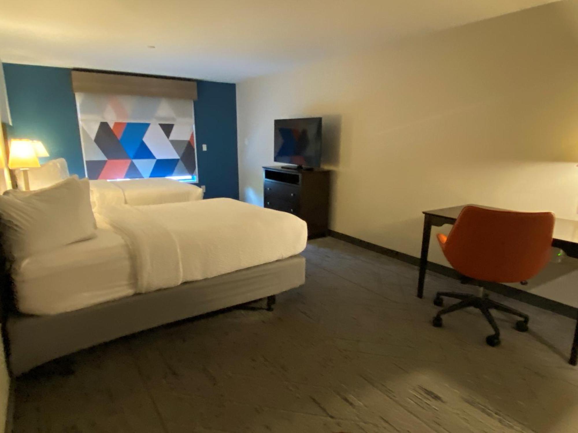 Wingate By Wyndham State Arena Raleigh/Cary Hotel Eksteriør billede