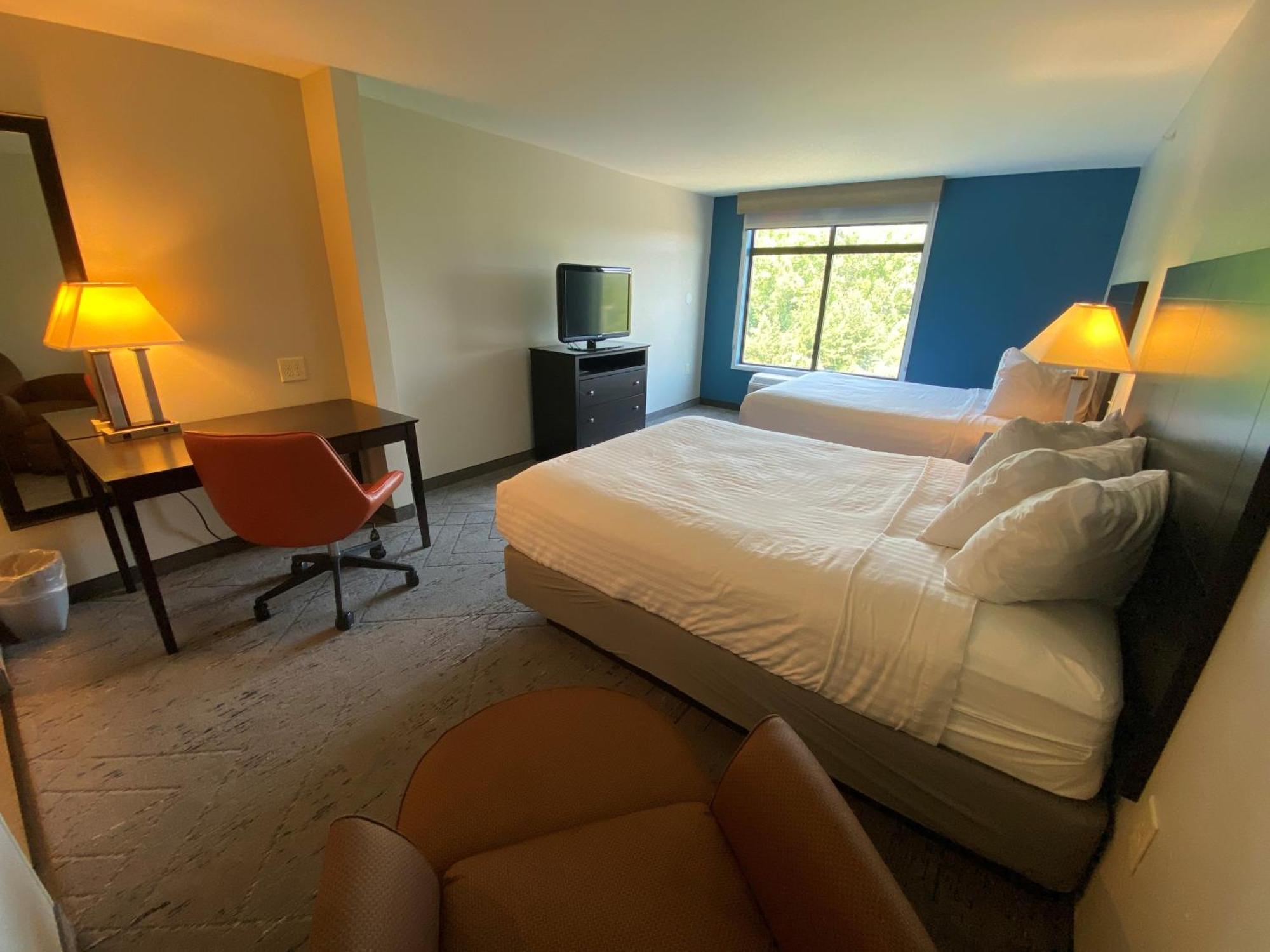 Wingate By Wyndham State Arena Raleigh/Cary Hotel Eksteriør billede