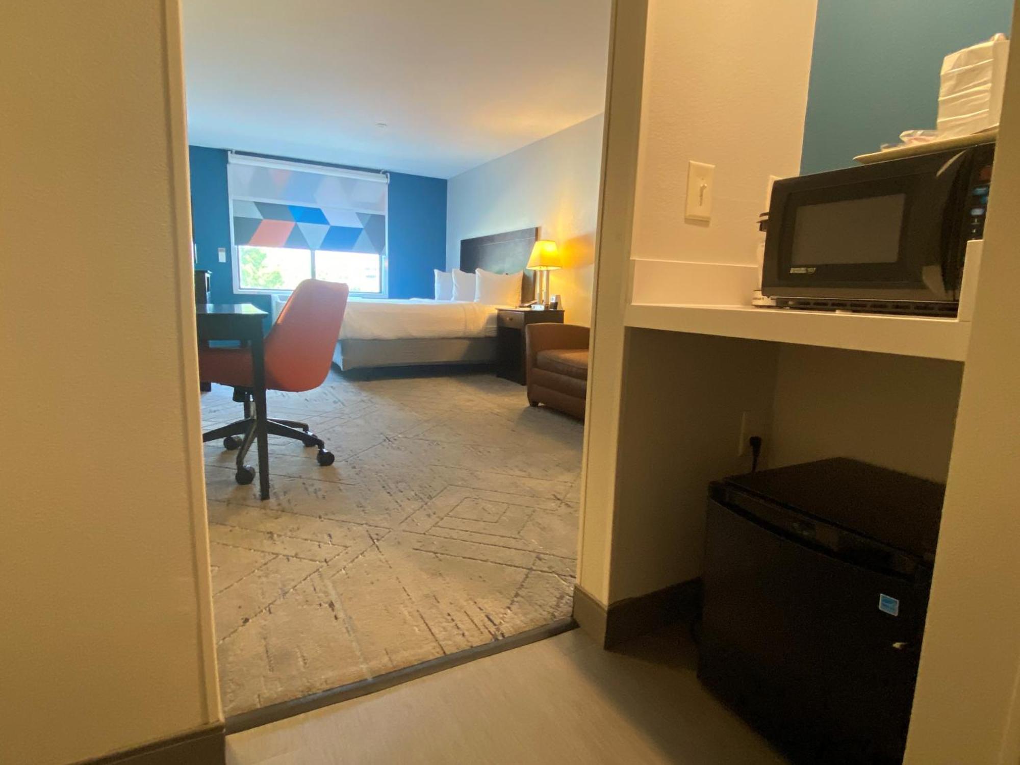 Wingate By Wyndham State Arena Raleigh/Cary Hotel Eksteriør billede