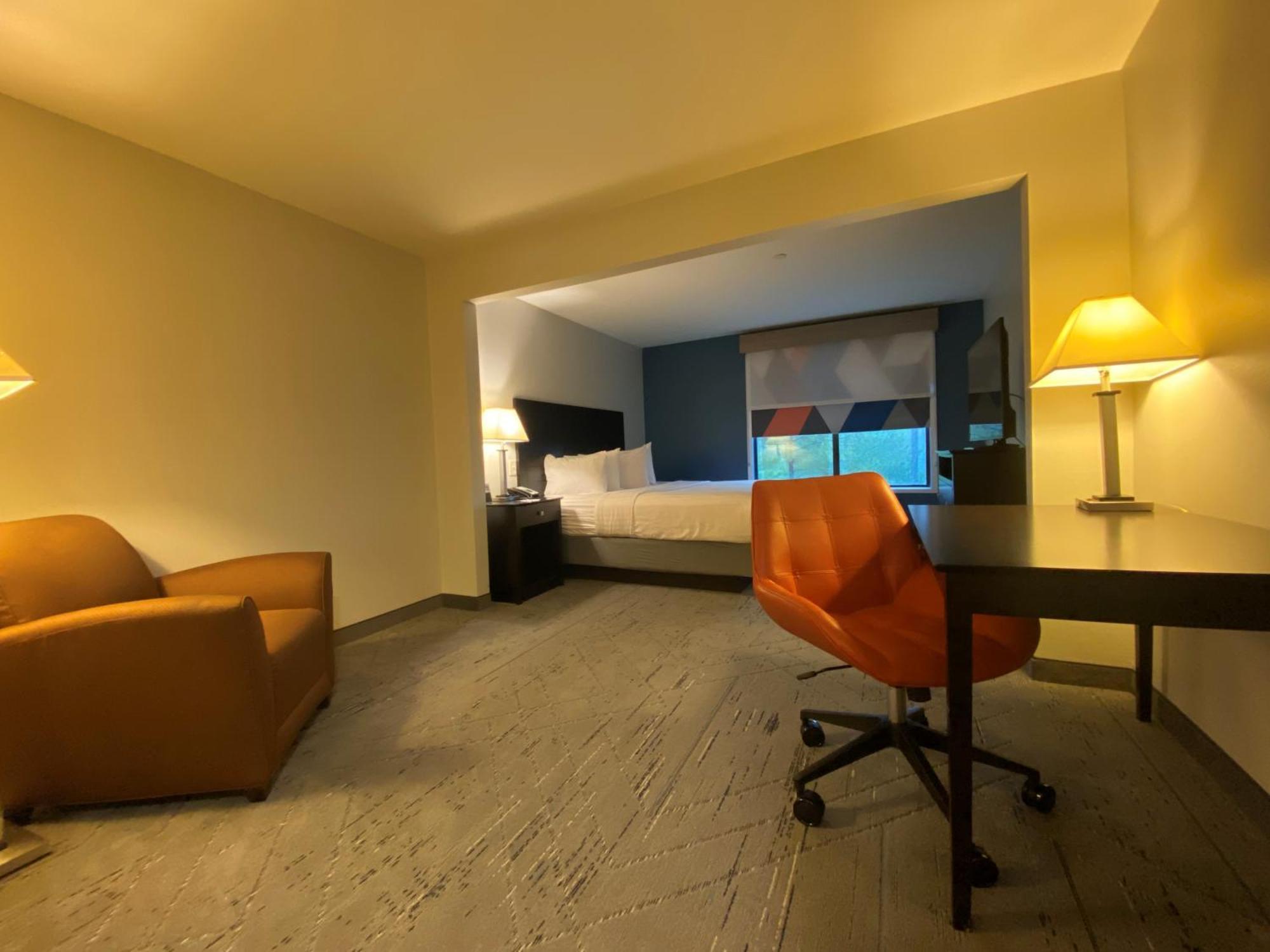 Wingate By Wyndham State Arena Raleigh/Cary Hotel Eksteriør billede