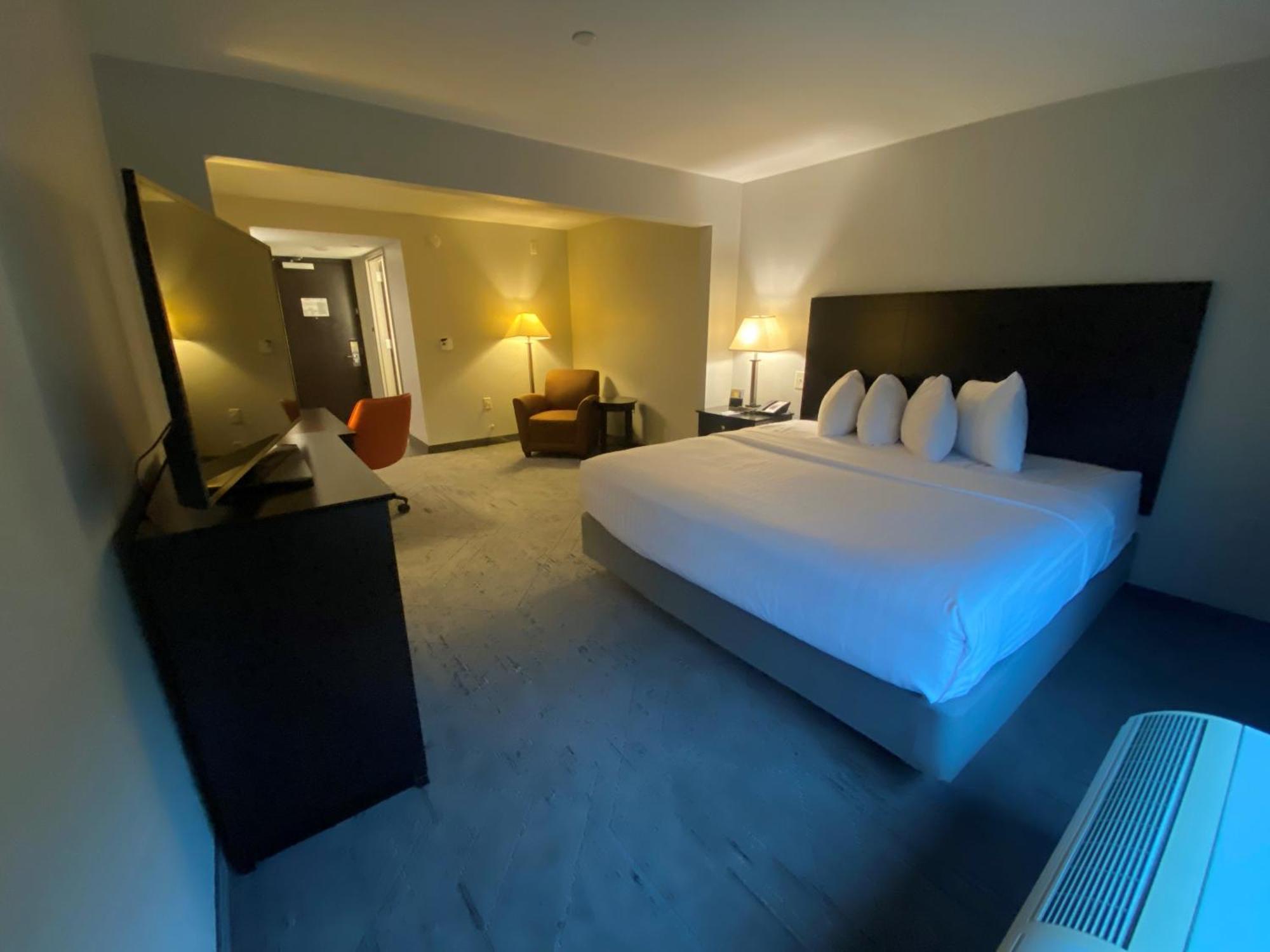 Wingate By Wyndham State Arena Raleigh/Cary Hotel Eksteriør billede