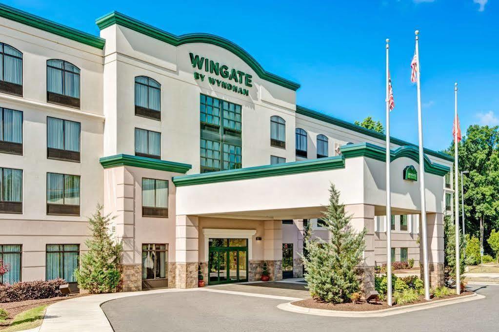 Wingate By Wyndham State Arena Raleigh/Cary Hotel Eksteriør billede